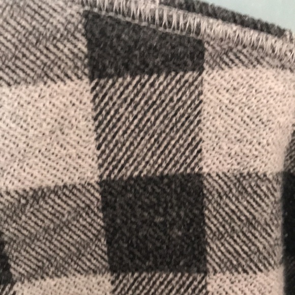 DIESEL Sweater in Size Small . Colour: plaid grey and dark grey . - Picture 5 of 7